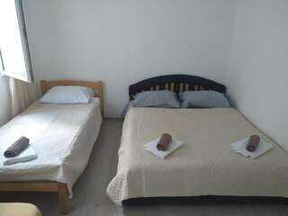 Гостевой дом Apartments Odal Сутоморе Классический четырехместный номер-9