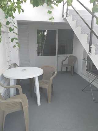 Гостевой дом Apartments Odal Сутоморе Классический четырехместный номер-11